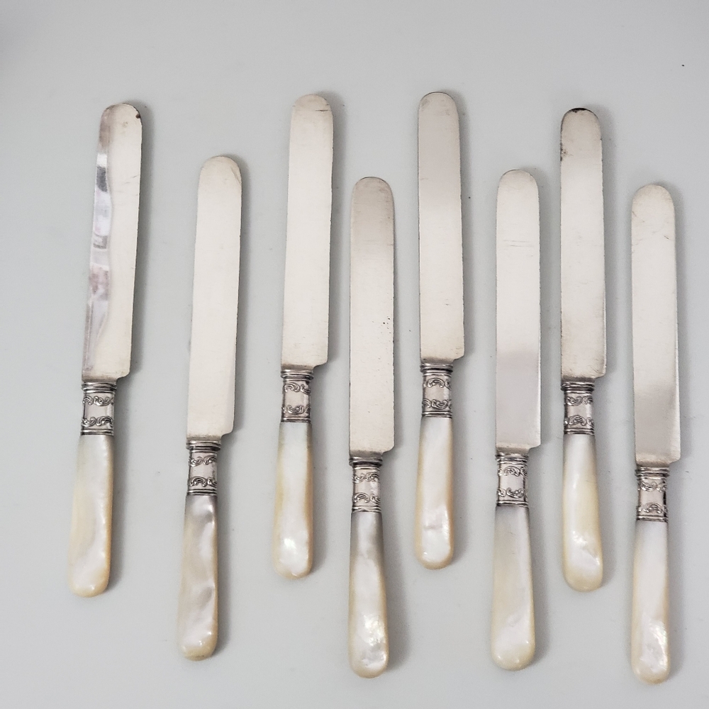 Landers, Frary & Clark Set of Mother-of-Pearl Handle Knives - 8 Pieces